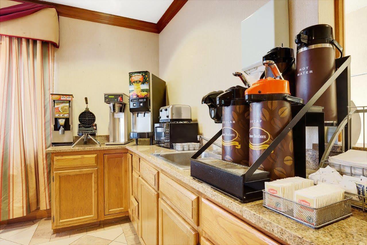 Quality Inn Noblesville-Indianapolis Экстерьер фото